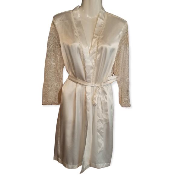 Linea Donatella Satin Robe Ivory Lace Back Short Wrap Robe S/M Ivory Lace - Picture 1 of 7